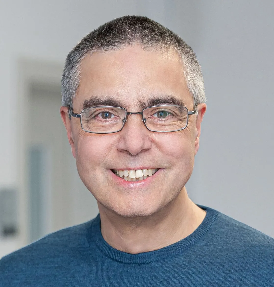 Prof. Tunga Salthammer